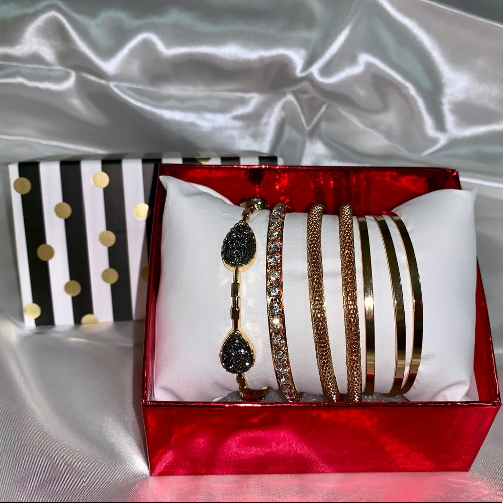 Gold Bracelet Set